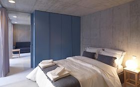 Feels Like Home Breiner 310 Design Modern Flats